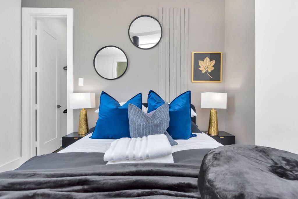The Suite Spot! Downtown Skyline Views! Sleeps 12 Houston Buitenkant foto