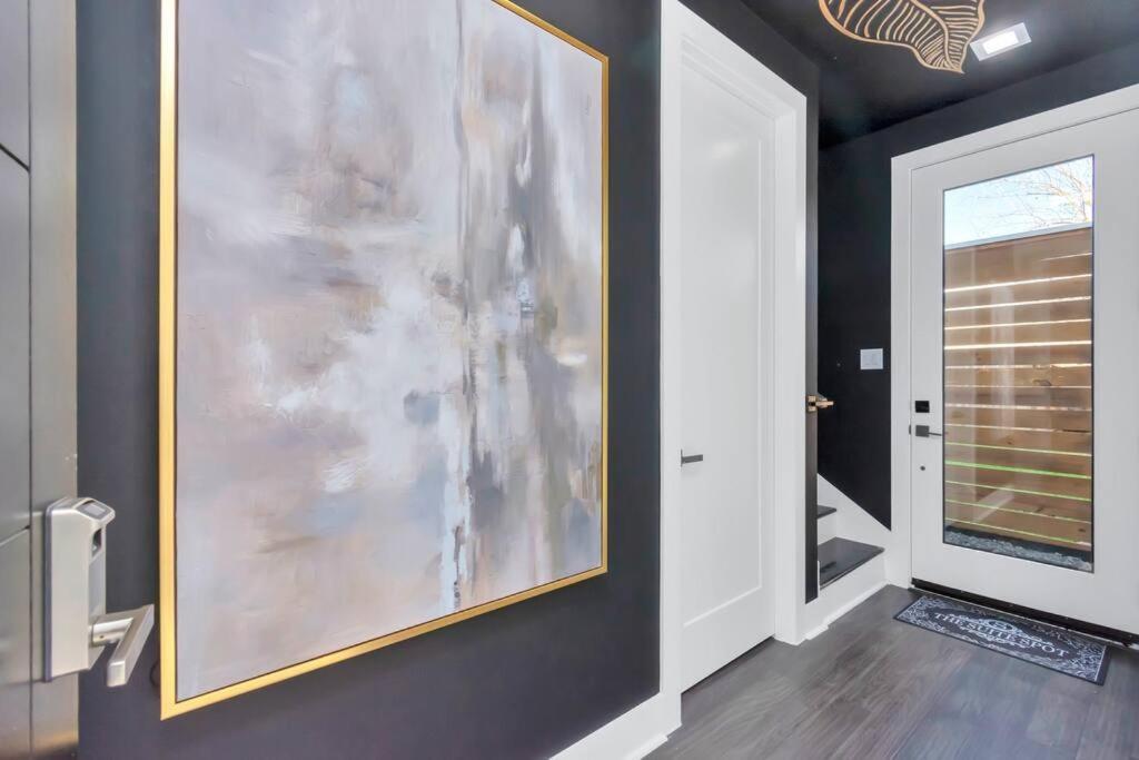 The Suite Spot! Downtown Skyline Views! Sleeps 12 Houston Buitenkant foto
